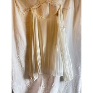 Forever 21 Ivory Pleated Cold Shoulder Top Long Sleeve V-Back Small Ivory White